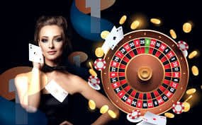 Pengguna mobile membaca aturan bonus